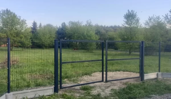 montaż ogrodzenia Czarnówka brama